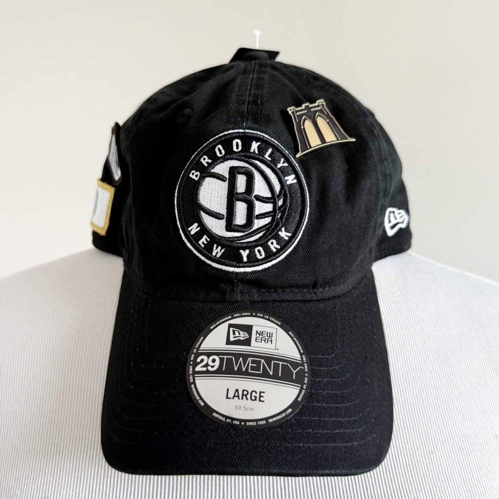 New Era Brooklyn Nets NBA Authentics 2018 Draft Hat Black Mens Large Pin Patches